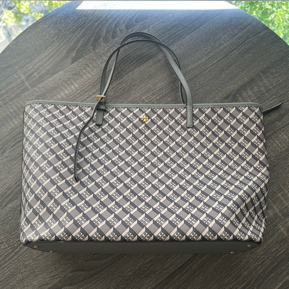 Tory Burch geo logo top zip tote bag